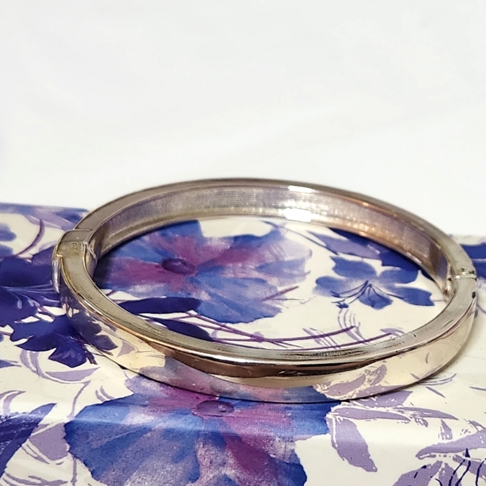 Clear Rhinestone Bangle Bracelet - Picture 5 of 12